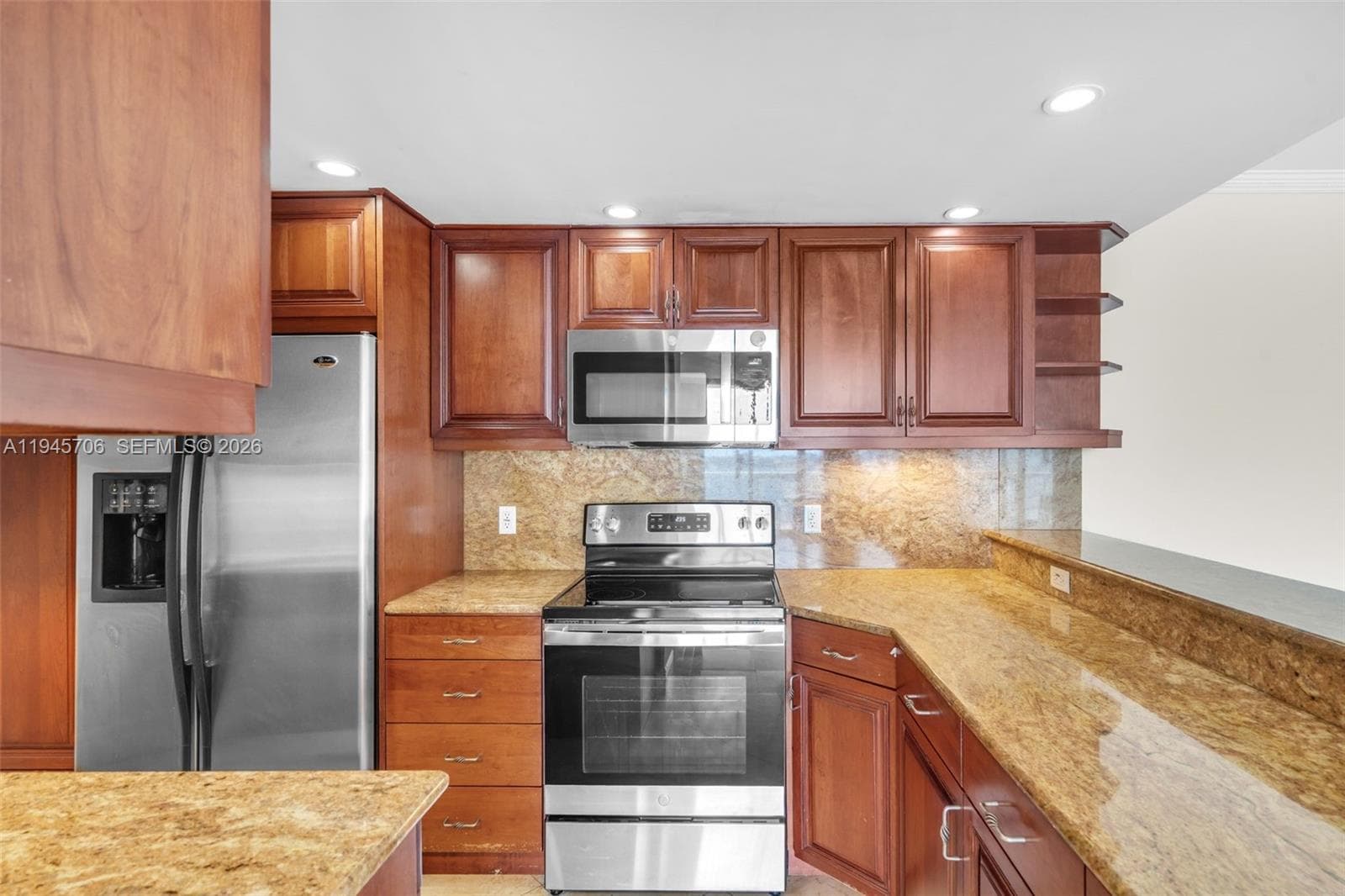 ISLAND POINTE CONDO · #10AB in Bay Harbor Islands - Photo 12
