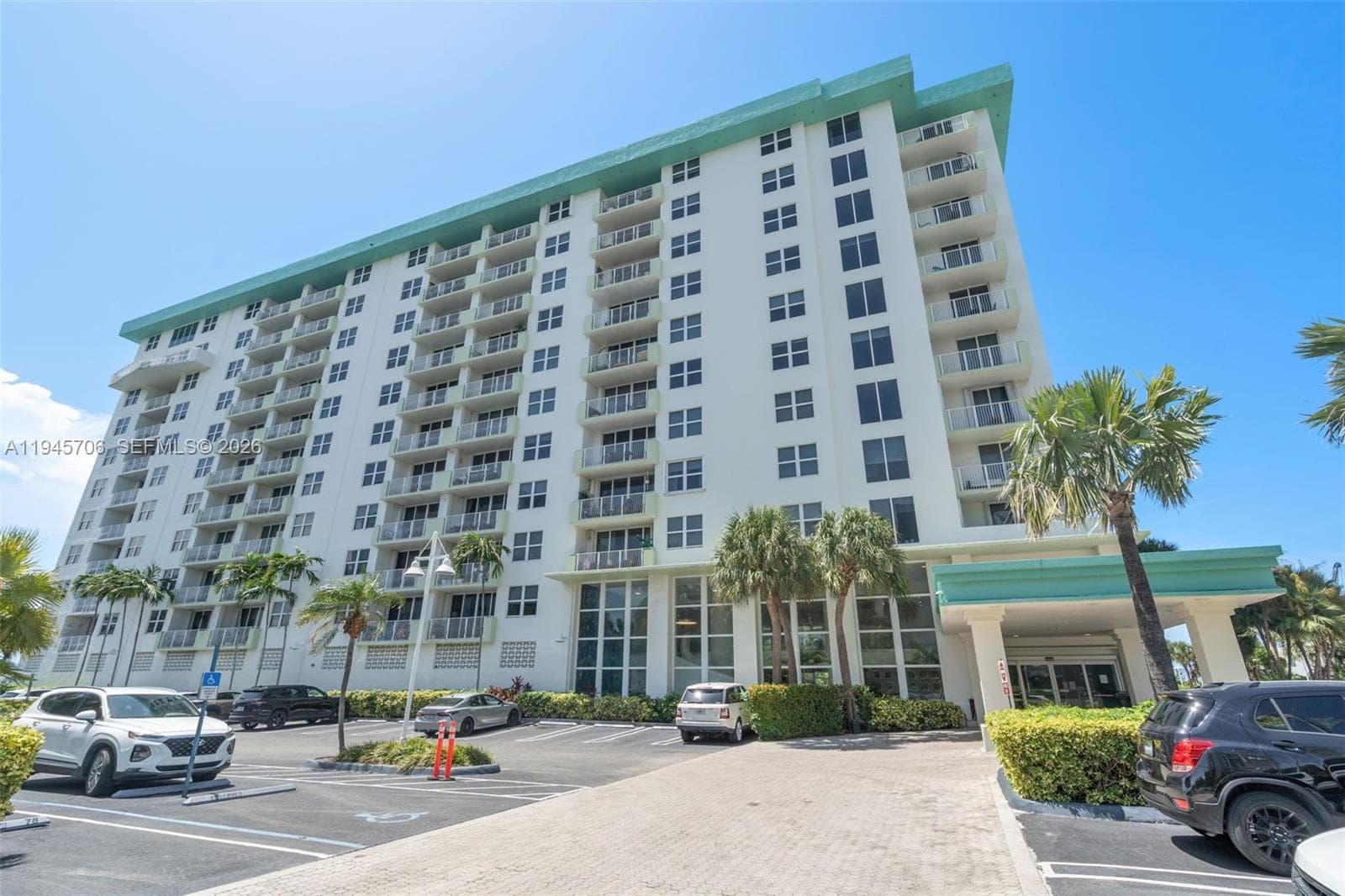ISLAND POINTE CONDO · #10AB in Bay Harbor Islands - Photo 3