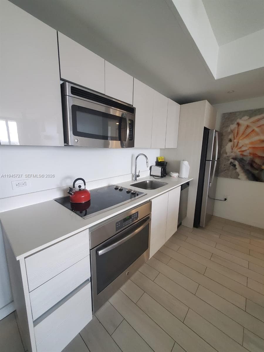 BEACHWALK CONDOMINIUM · #R2810 in Hallandale Beach - Photo 8