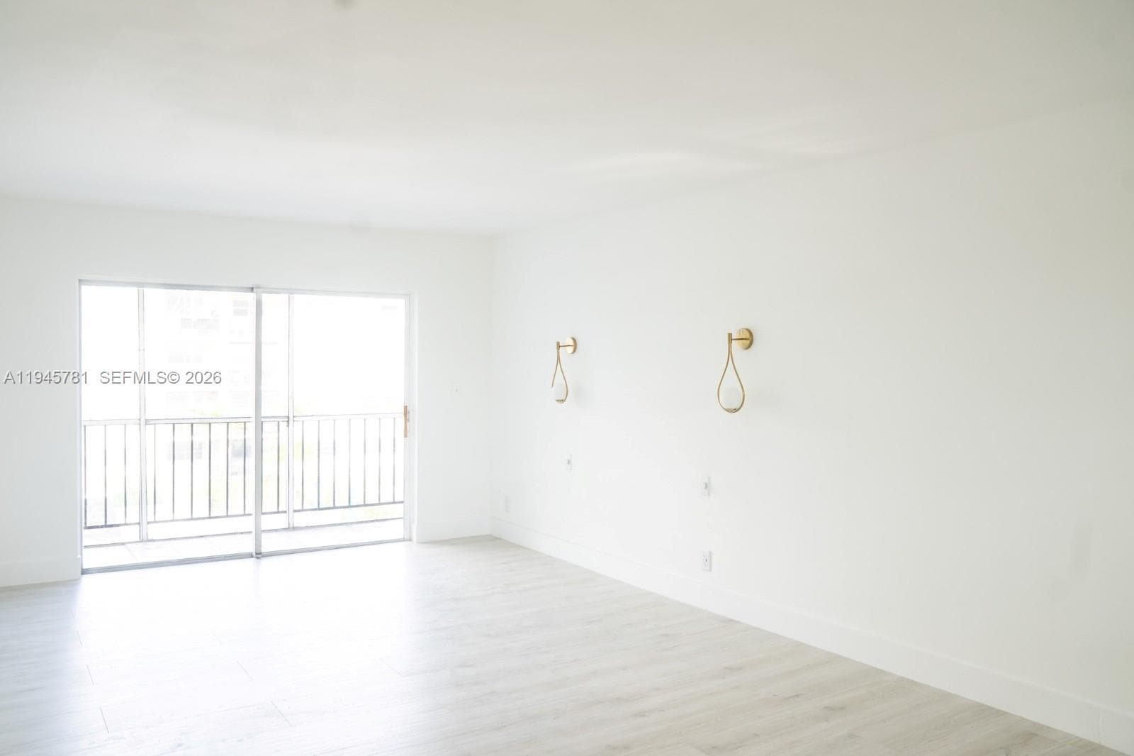 PARKSIDE TOWERS CONDO · #306 in Hallandale Beach - Photo 3