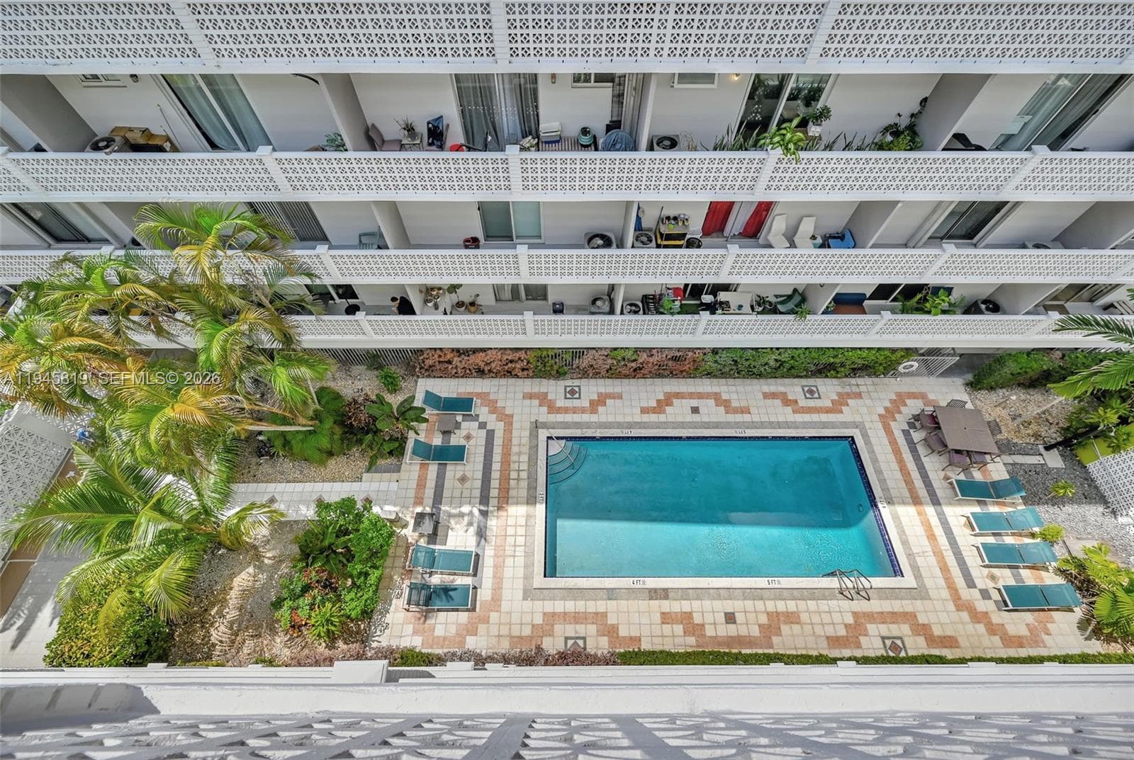 Twin Towers Condo · #603 in Miami Beach - Photo 30