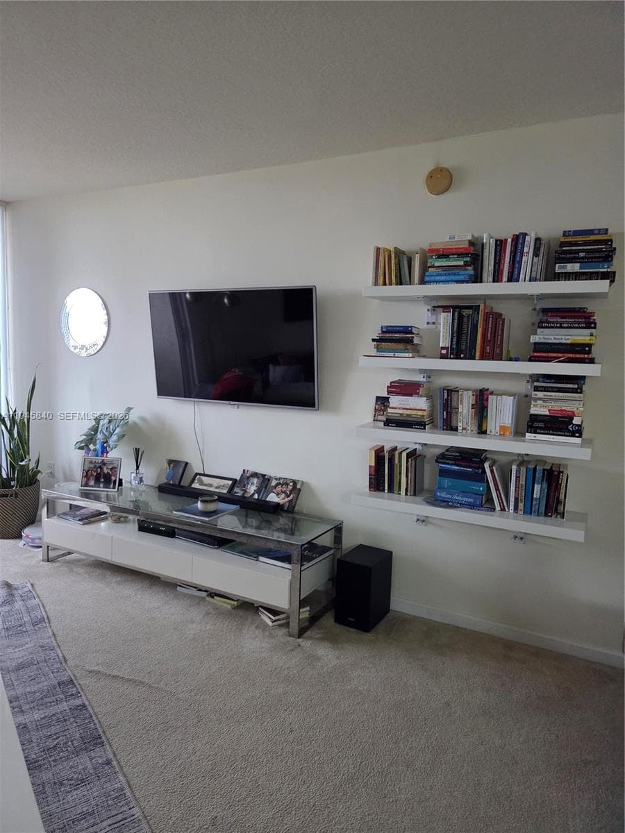 TURNBERRY ON THE GREEN · #511 in Aventura - Photo 5