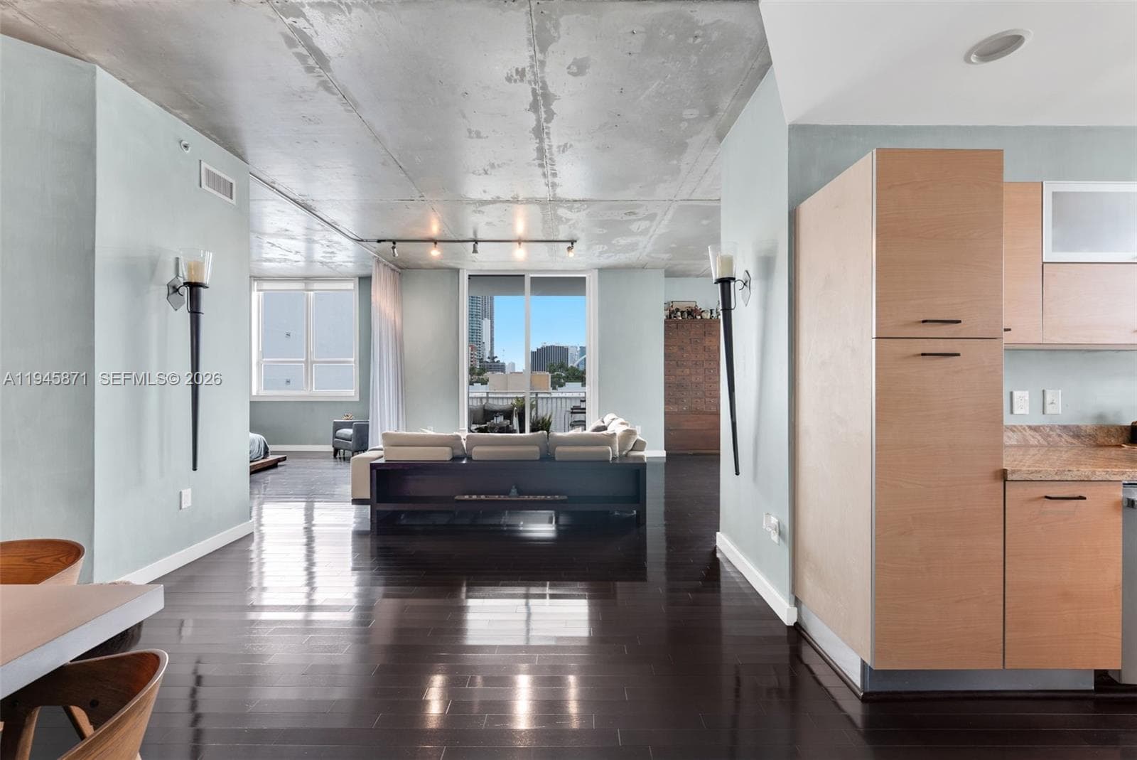 UPTOWN LOFTS CONDO · #705 in Miami - Photo 2