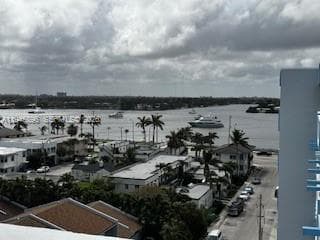 BAKER TOWERS CONDO · #305 in Hollywood - Photo 27