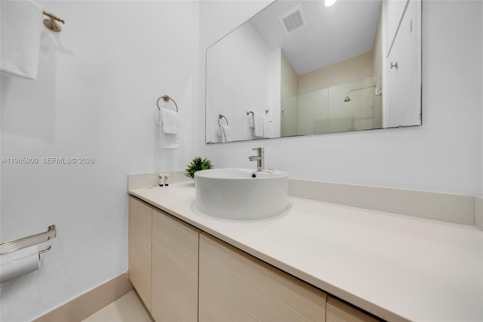 BEACHWALK CONDOMINIUM · #T3304 in Hallandale Beach - Photo 16