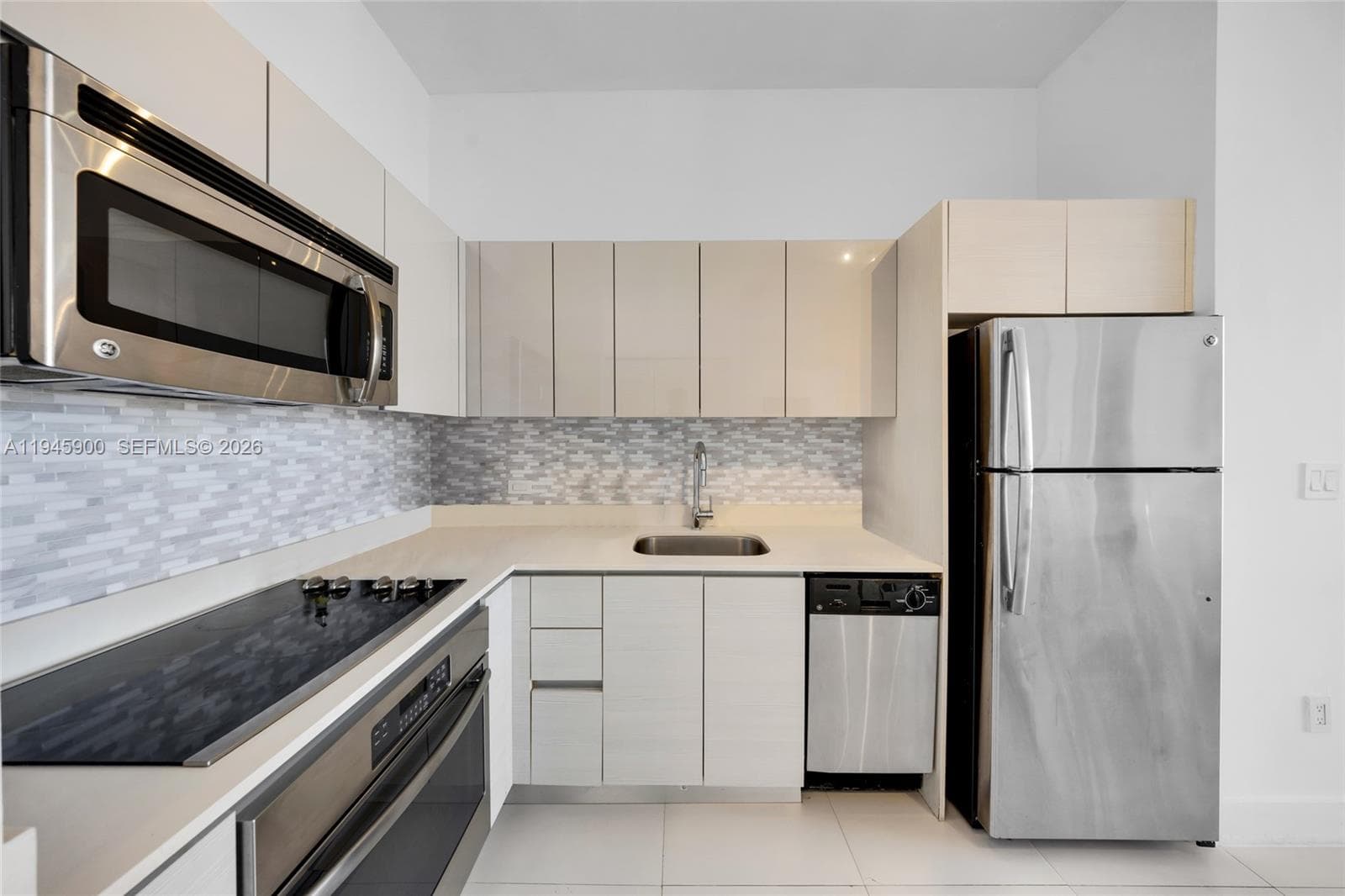 BEACHWALK CONDOMINIUM · #T3304 in Hallandale Beach - Photo 8