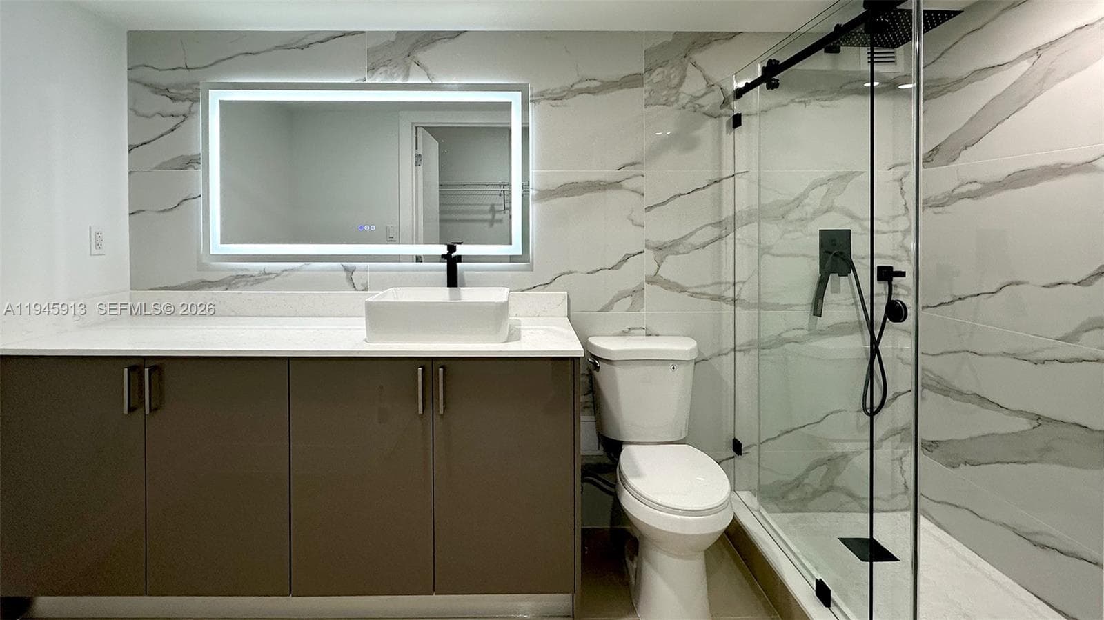 COMMODORE PLAZA CONDO · #1109 in Aventura - Photo 10