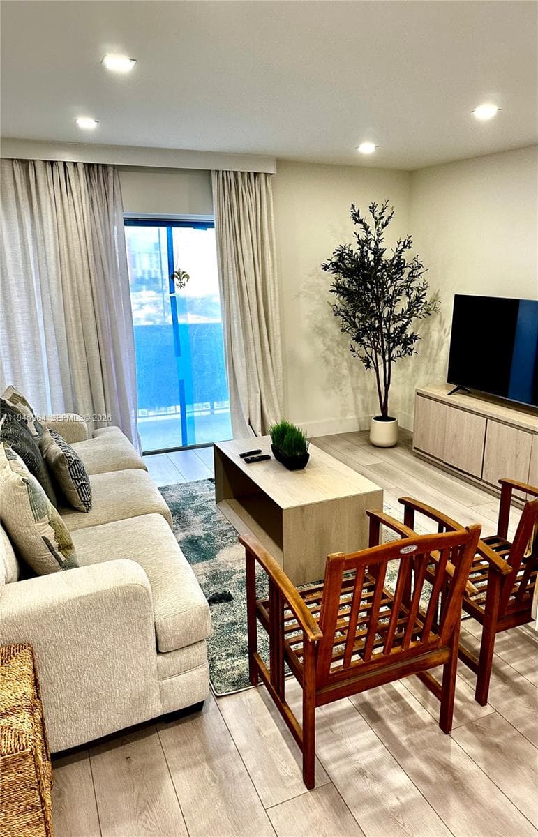 COASTAL TOWERS CONDO · #1517 in Sunny Isles Beach - Photo 10