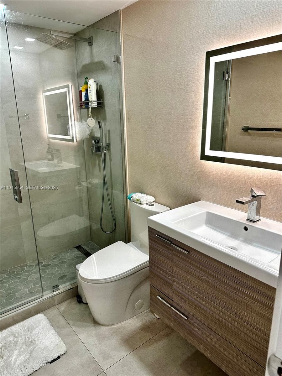 COASTAL TOWERS CONDO · #1517 in Sunny Isles Beach - Photo 4