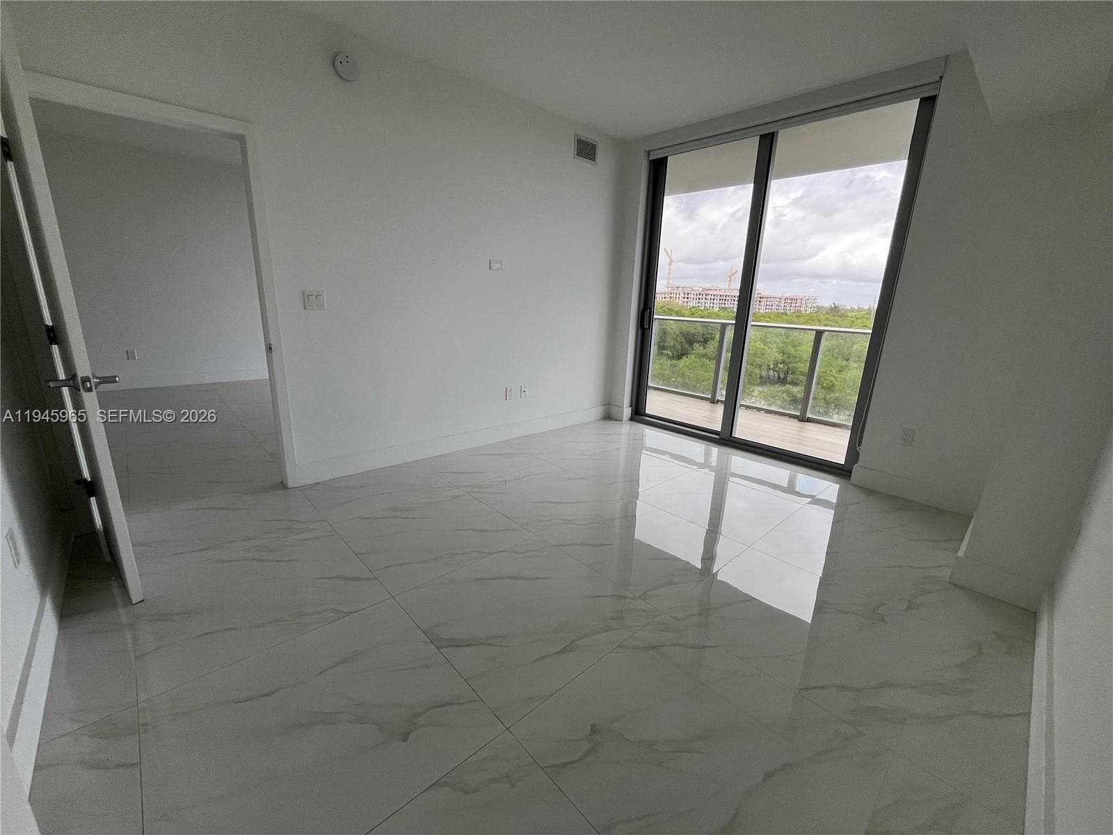 THE HARBOUR NORTH CONDO · #605 in North Miami Beach - Photo 6