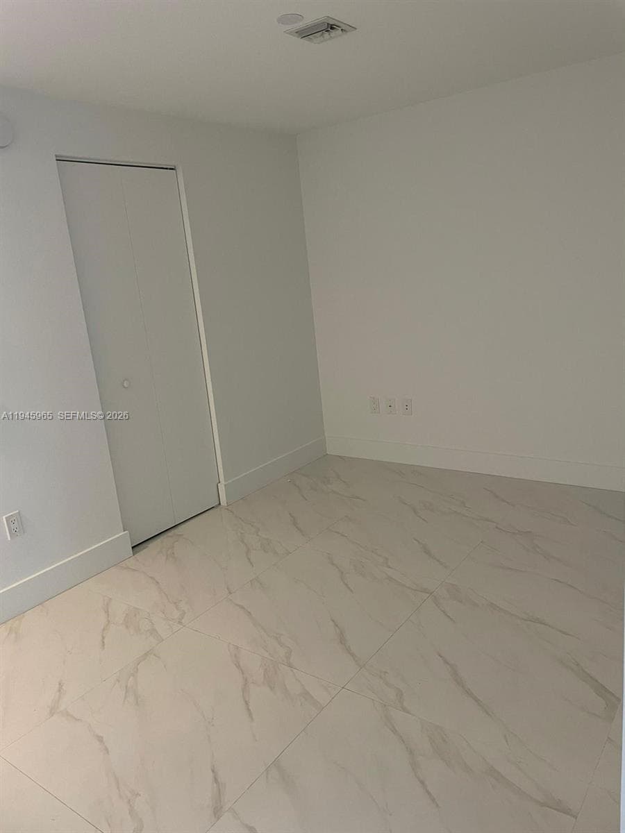 THE HARBOUR NORTH CONDO · #605 in North Miami Beach - Photo 16