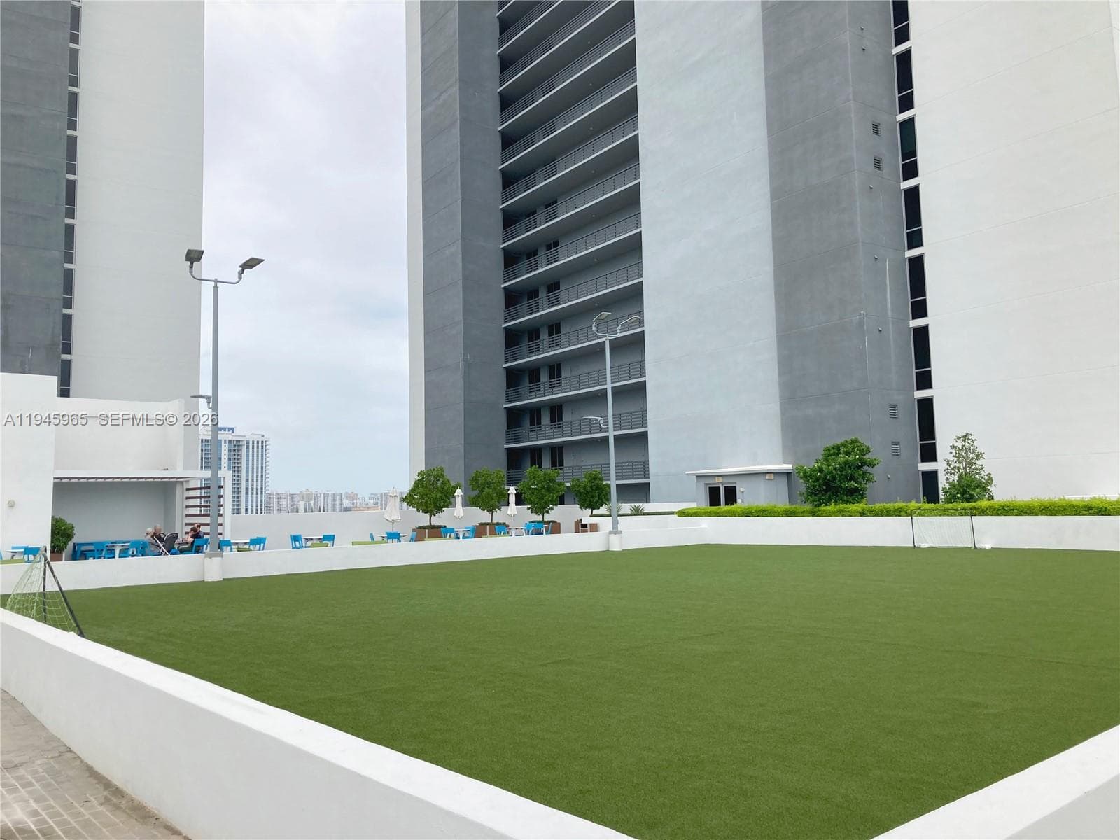 THE HARBOUR NORTH CONDO · #605 in North Miami Beach - Photo 36