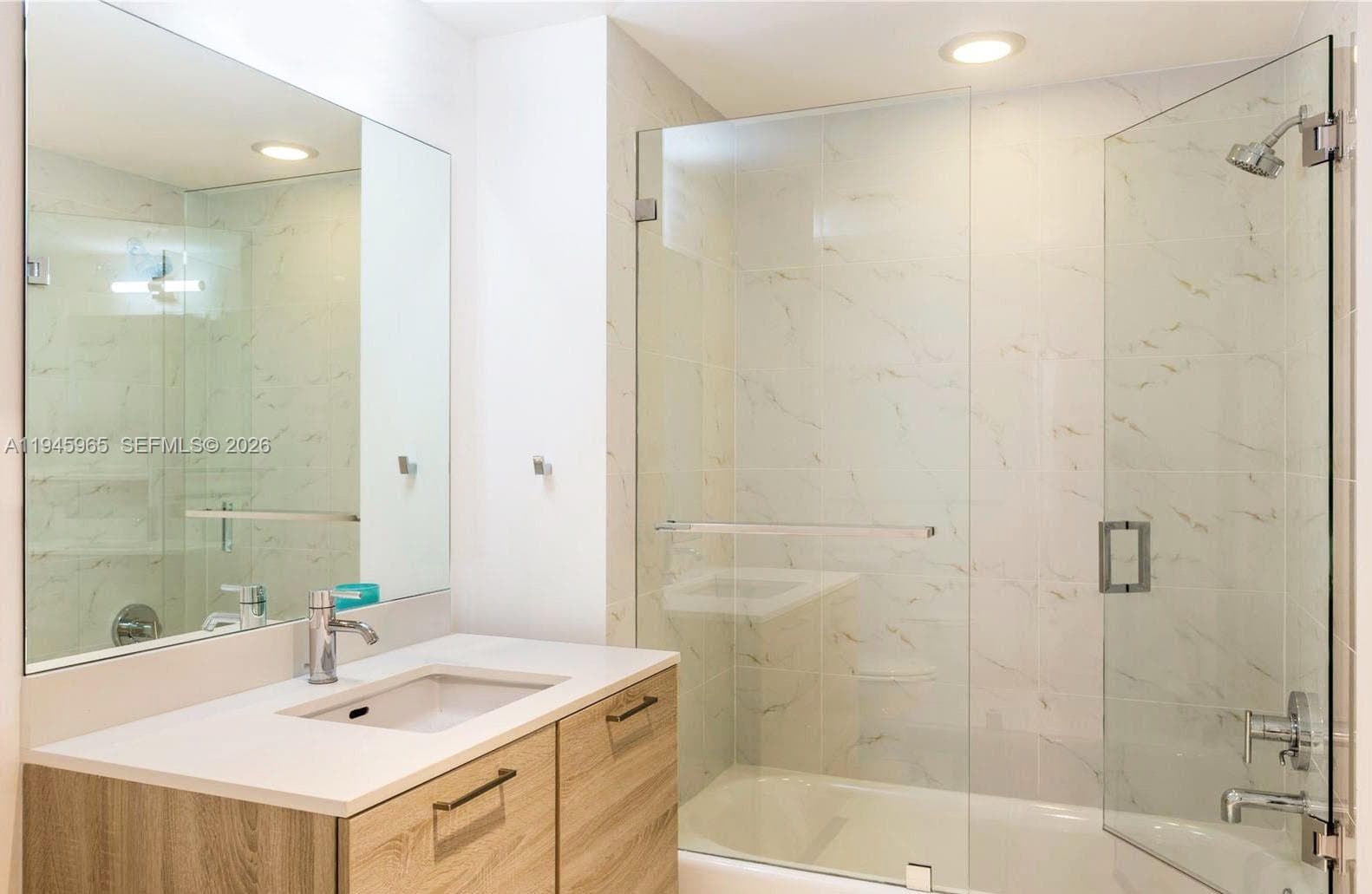 THE HARBOUR NORTH CONDO · #605 in North Miami Beach - Photo 14