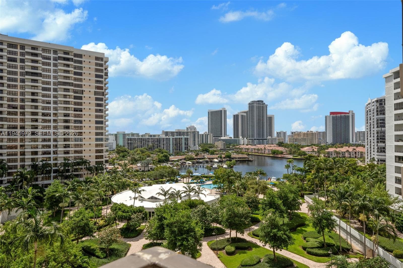 OLYMPUS · #606 in Hallandale Beach - Photo 23