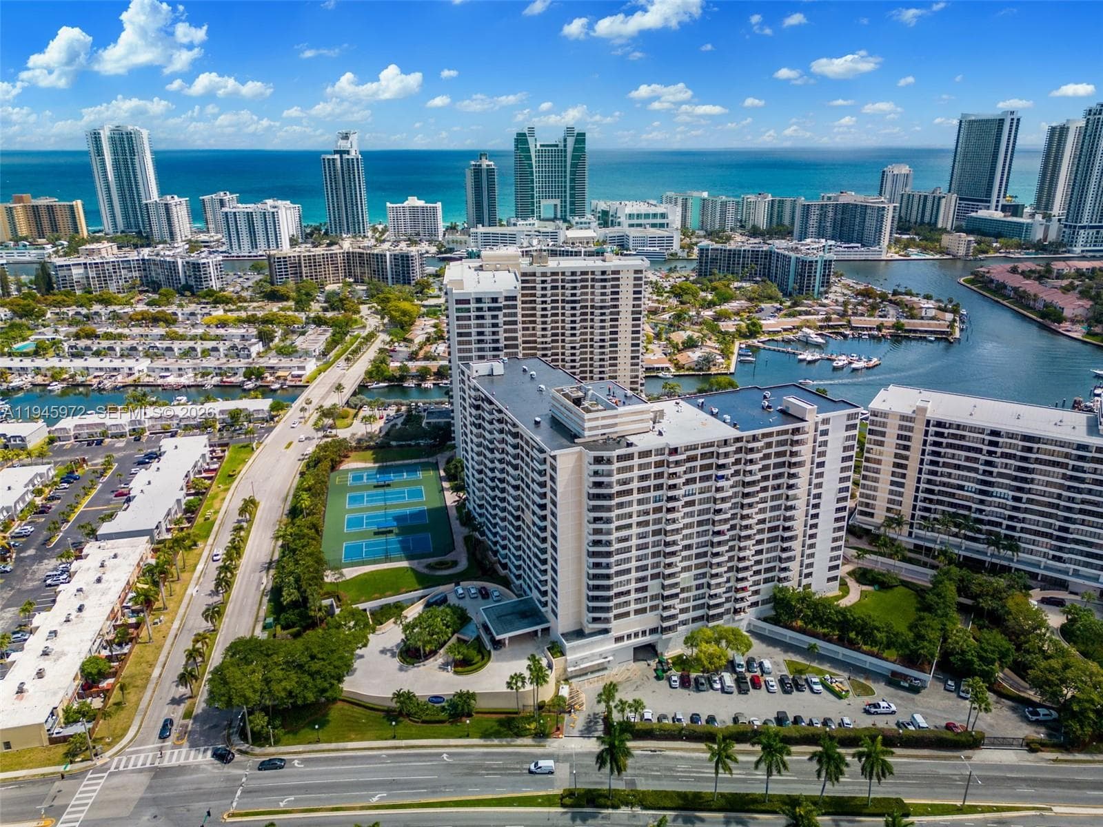 OLYMPUS · #606 in Hallandale Beach - Photo 24