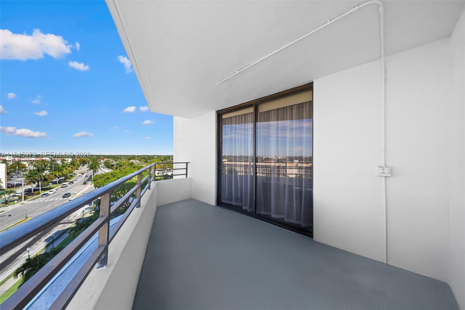 OLYMPUS · #606 in Hallandale Beach - Photo 21