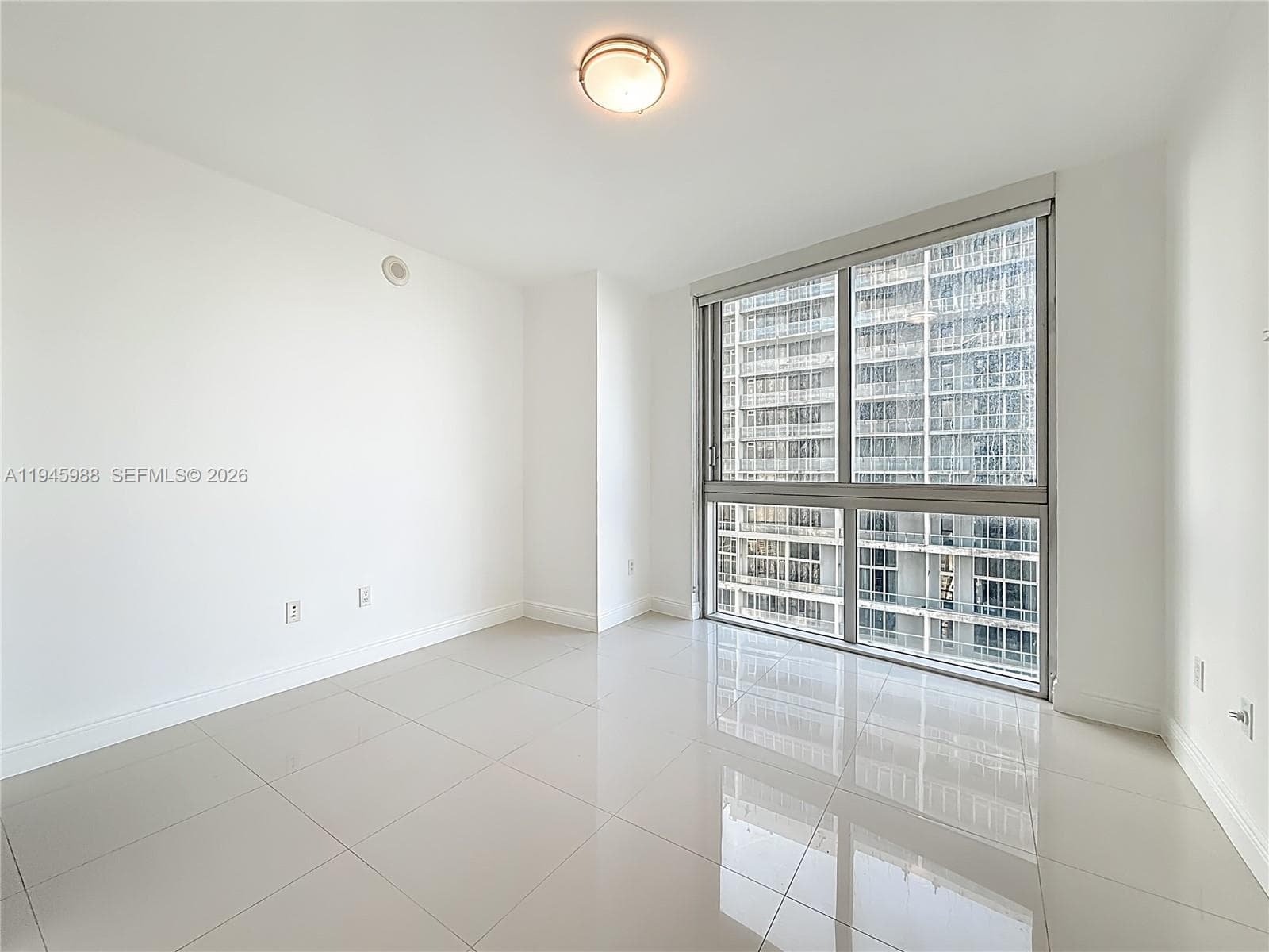 Icon Brickell I · #4215 in Miami - Photo 23