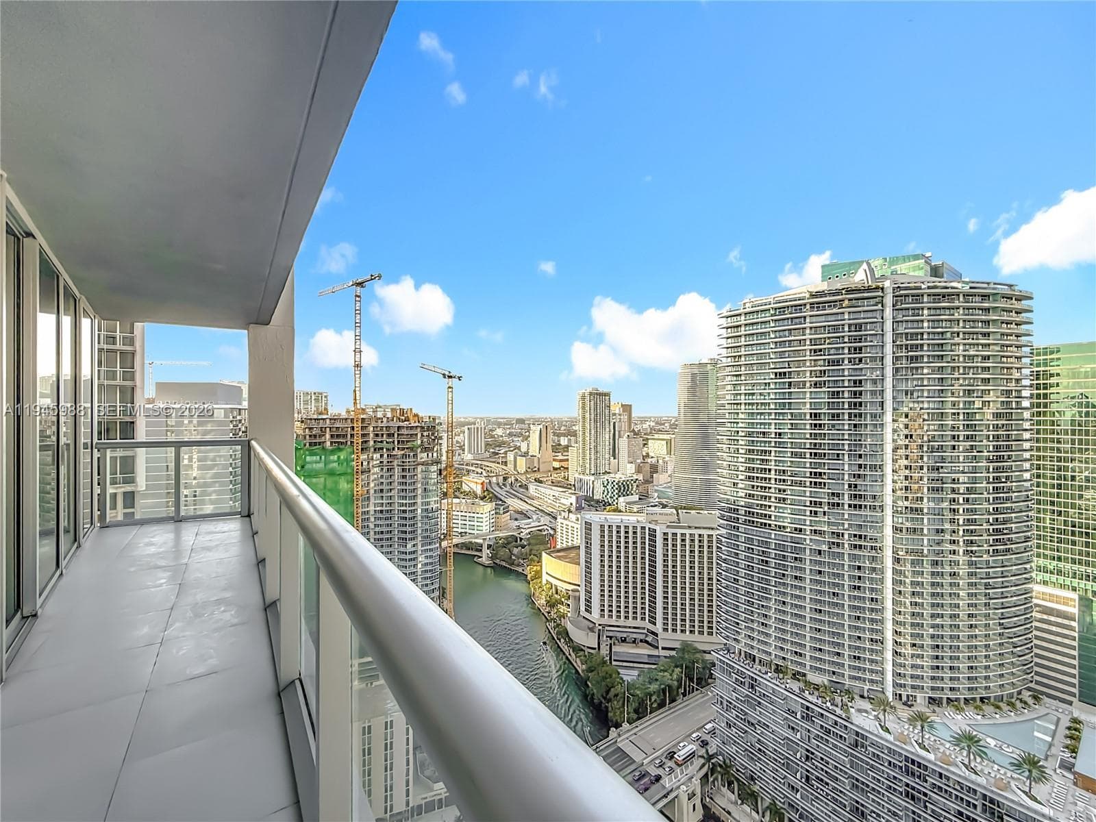 Icon Brickell I · #4215 in Miami - Photo 27