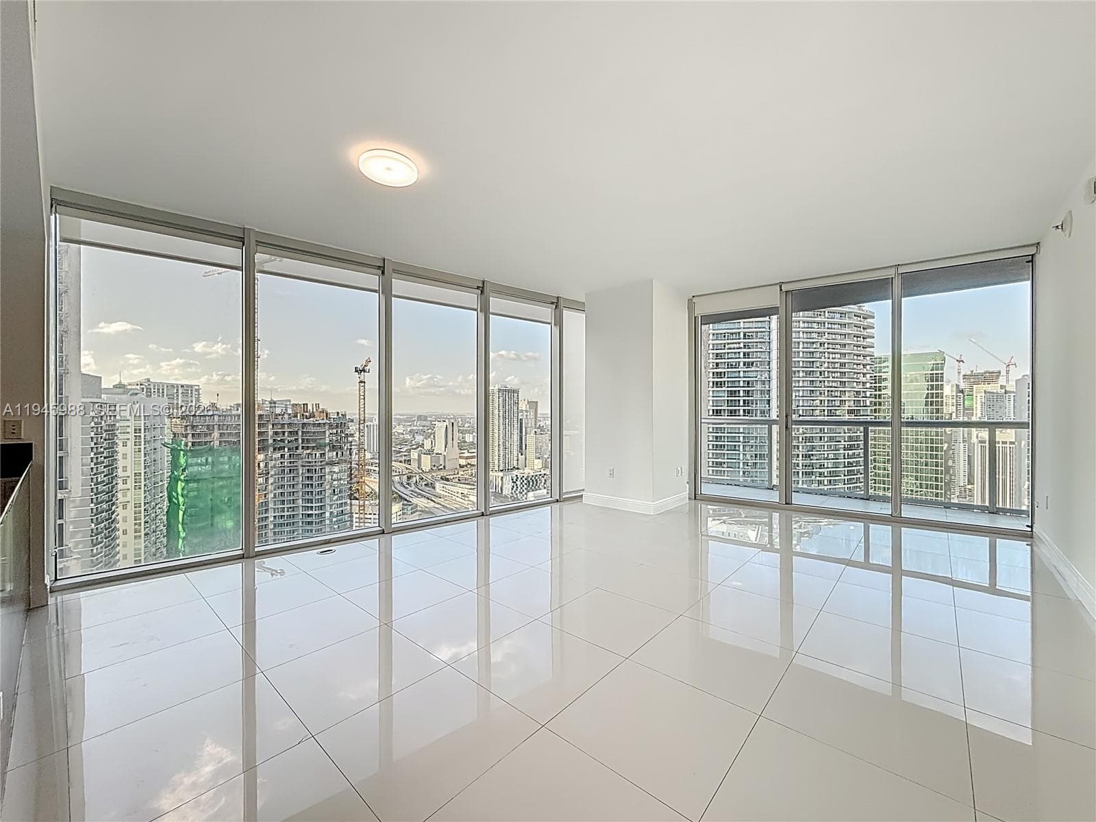 Icon Brickell I · #4215 in Miami - Photo 10