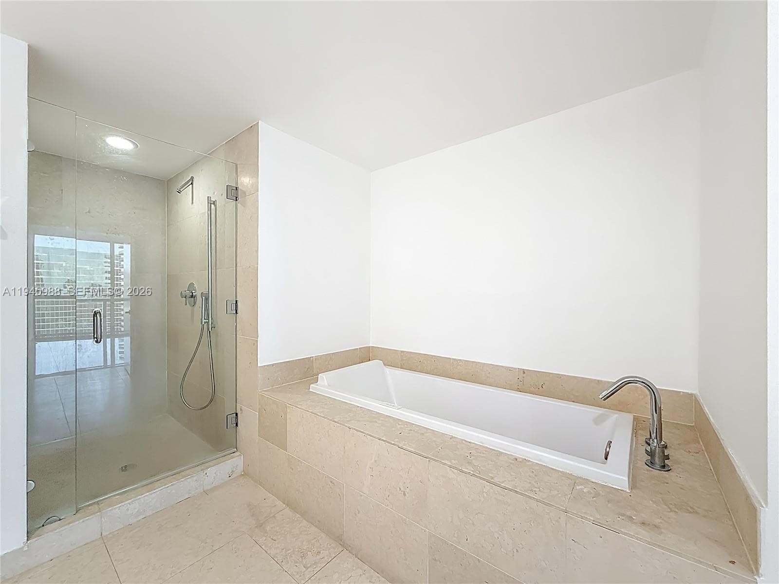 Icon Brickell I · #4215 in Miami - Photo 19