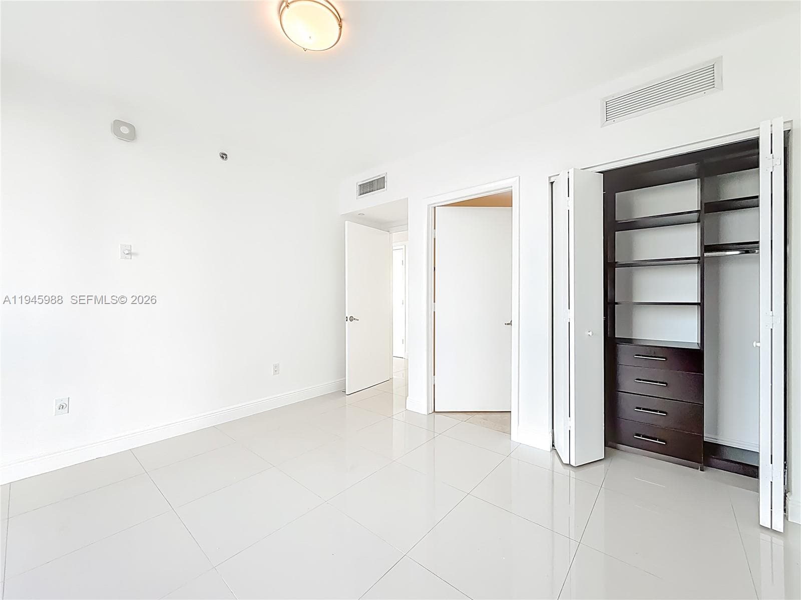 Icon Brickell I · #4215 in Miami - Photo 25