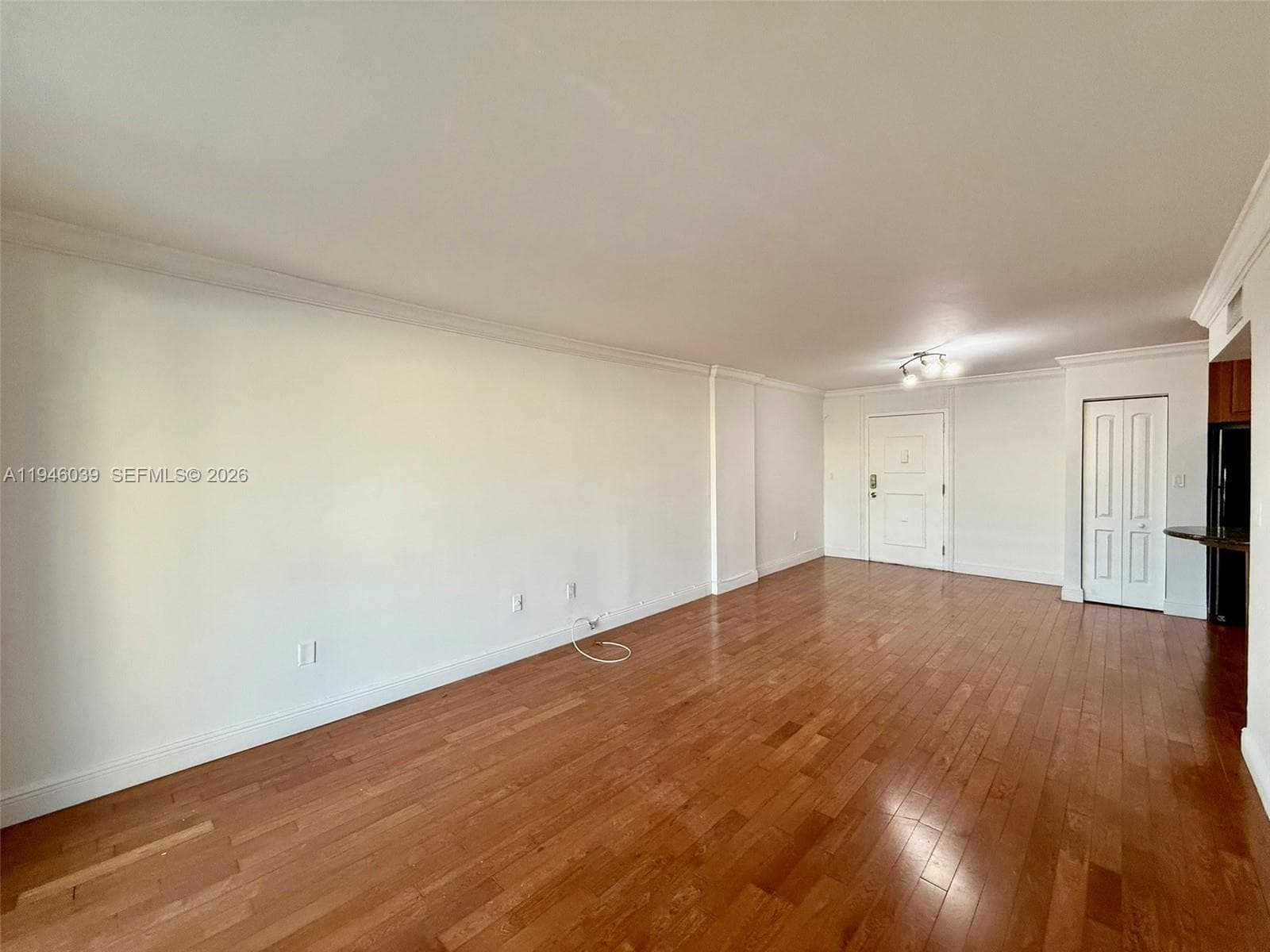 BAY POINT EAST CONDO · #407 in Miami Beach - Photo 13