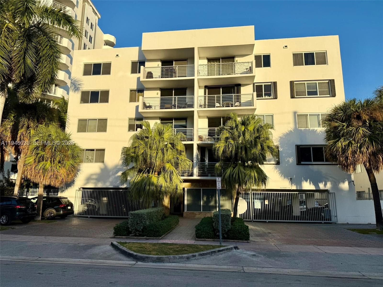 BAY POINT EAST CONDO · #407 in Miami Beach - Photo 1