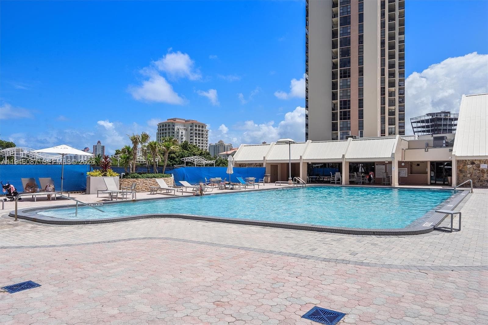 Coronado Condo Towers · #1933 in Aventura - Photo 36