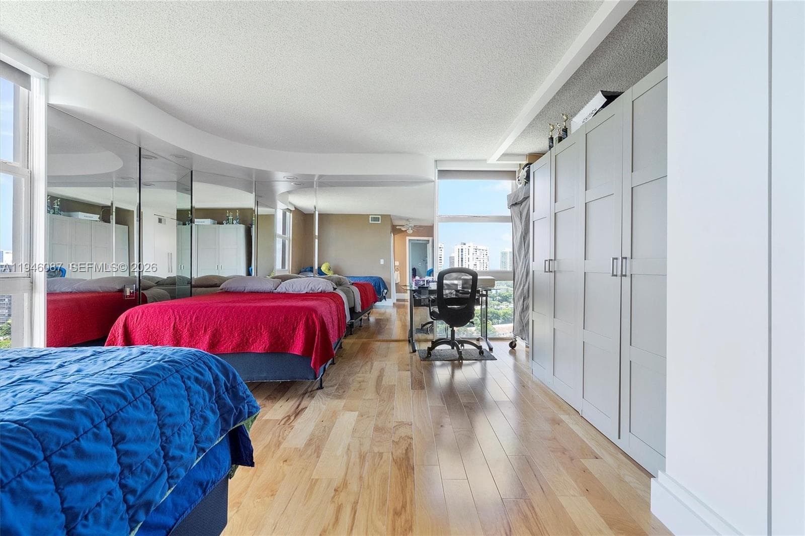 Coronado Condo Towers · #1933 in Aventura - Photo 24