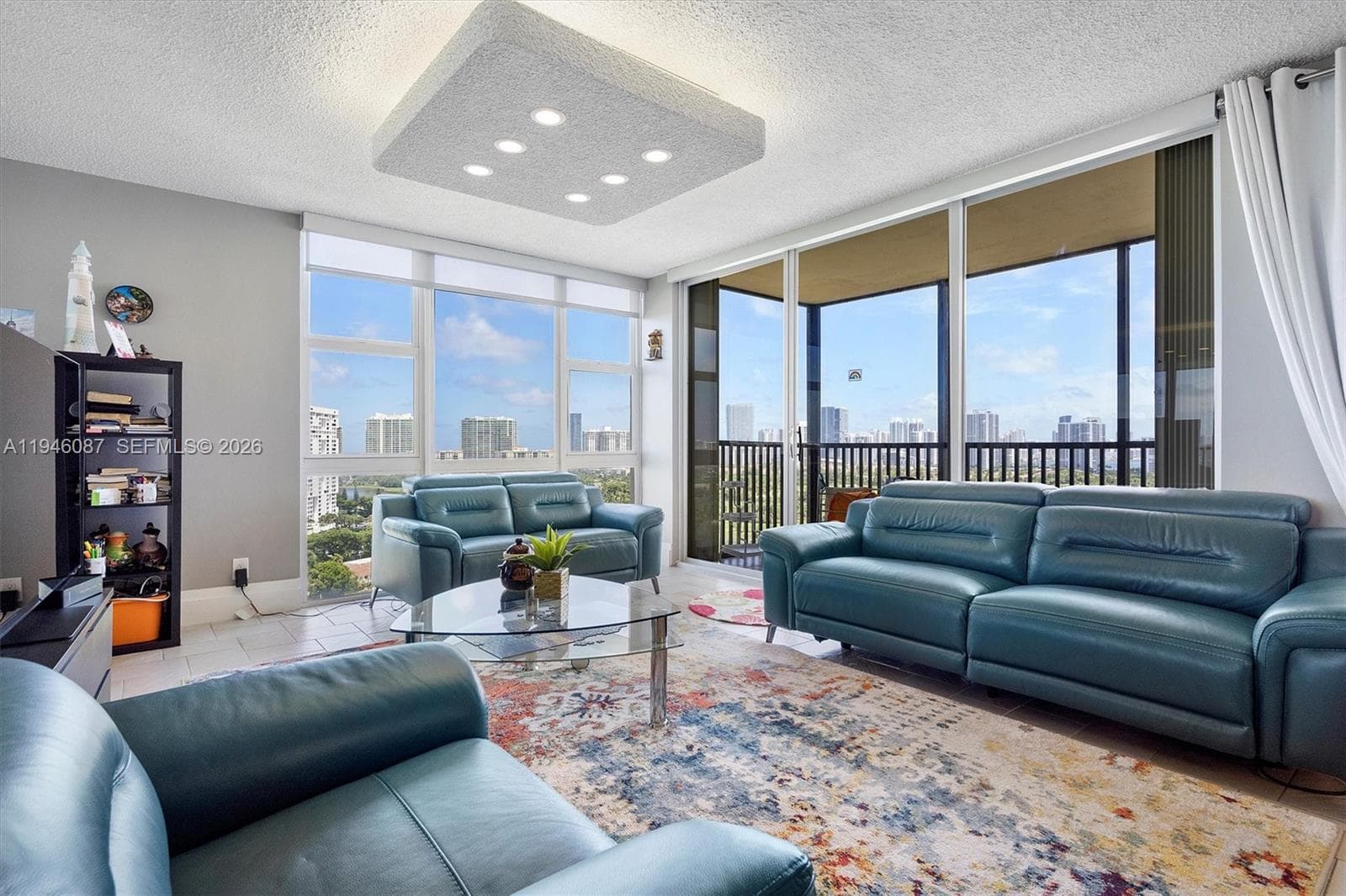 Coronado Condo Towers · #1933 in Aventura - Photo 11
