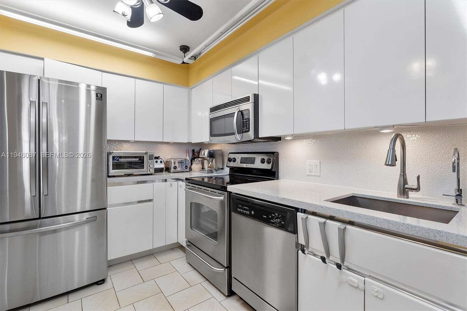 Coronado Condo Towers · #1933 in Aventura - Photo 19