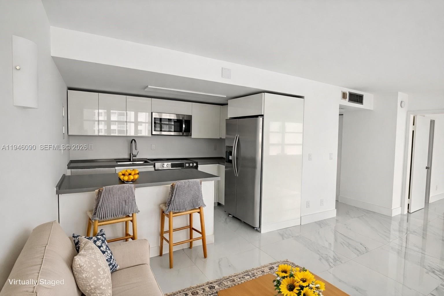 BRICKELL SHORES CONDO · #709 in Miami - Photo 5