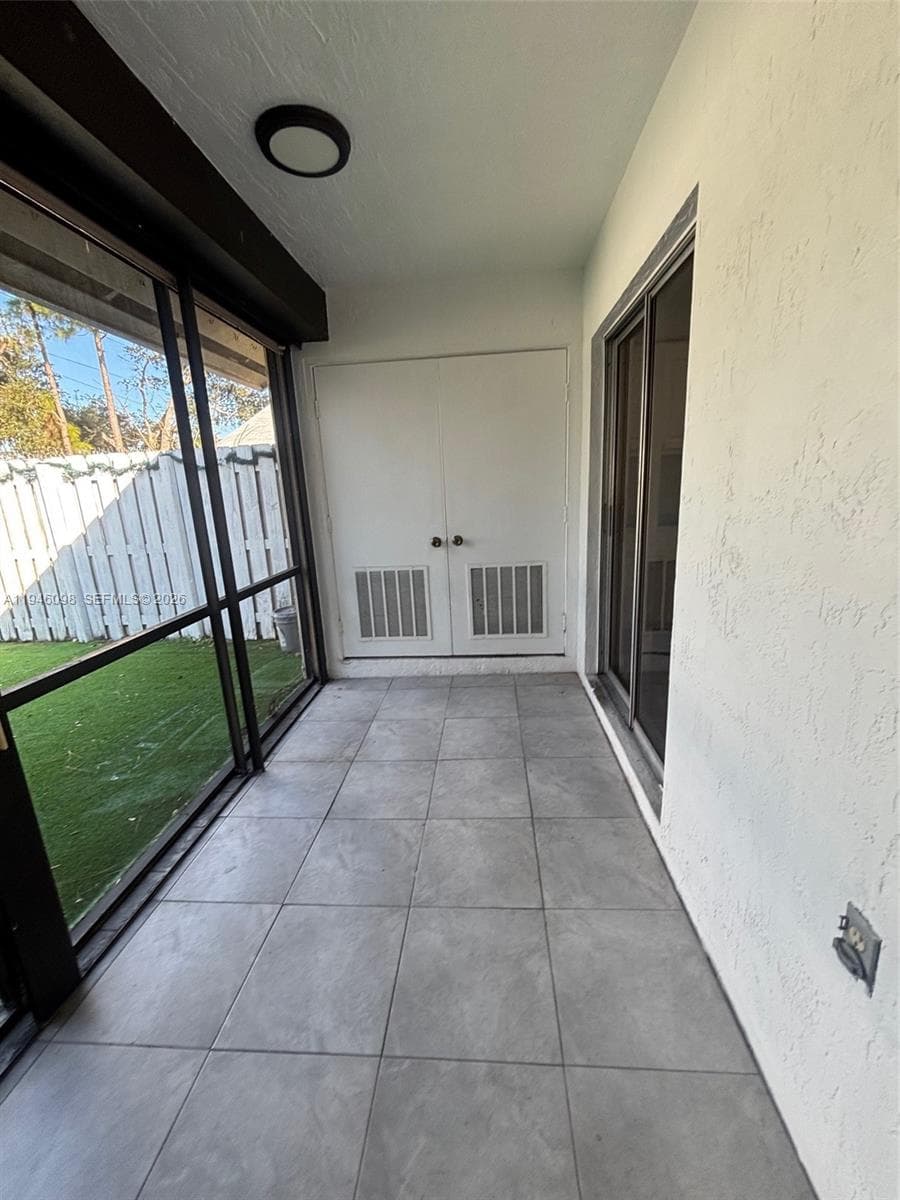 Sierra Ridge condo · #4 in Miami - Photo 11