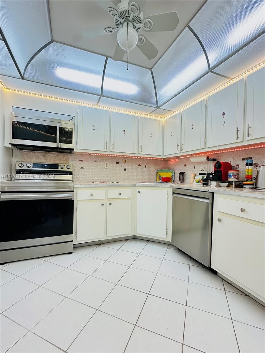 Tower Building · #1607 in Aventura - Photo 17