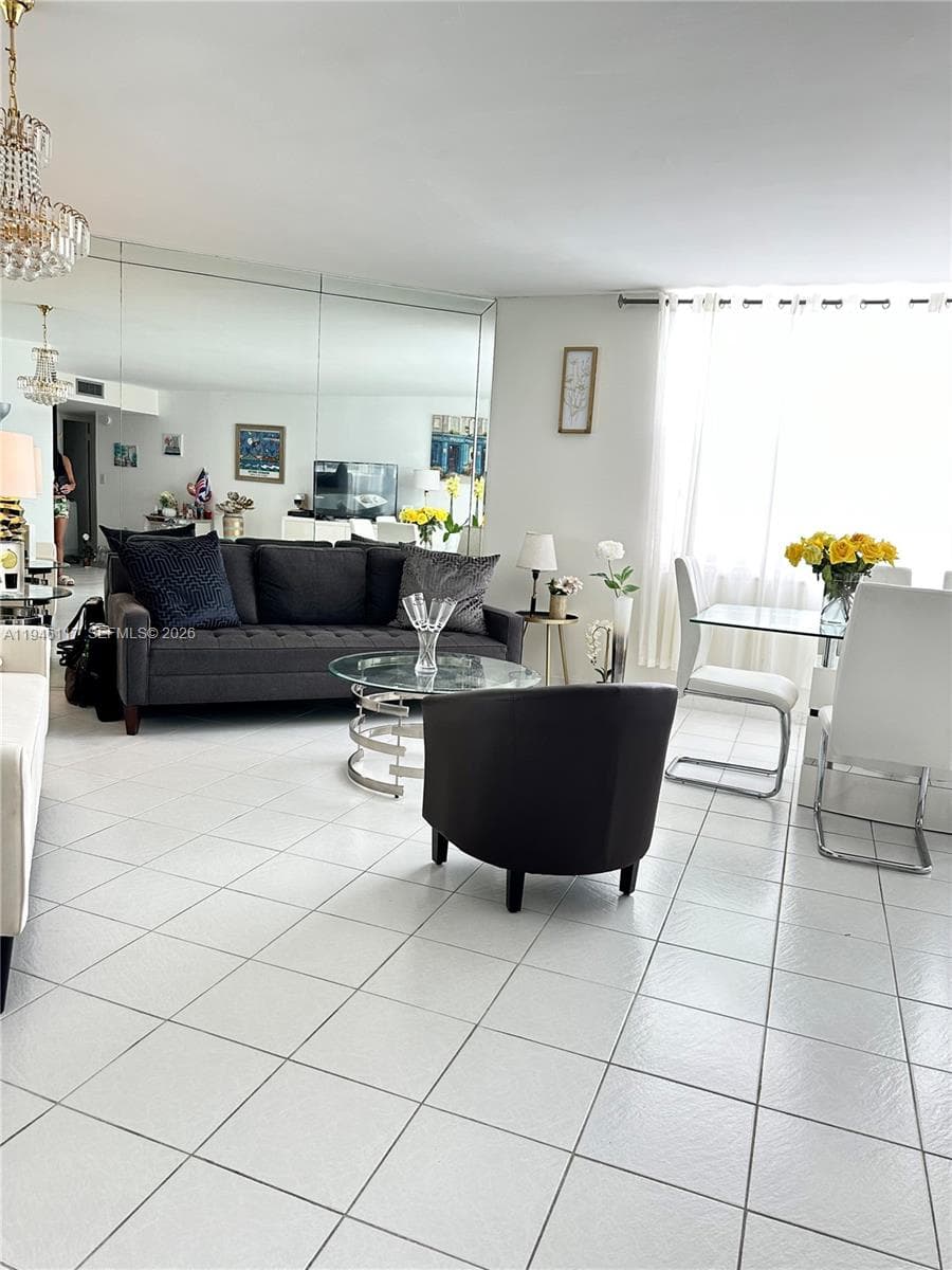Tower Building · #1607 in Aventura - Photo 7