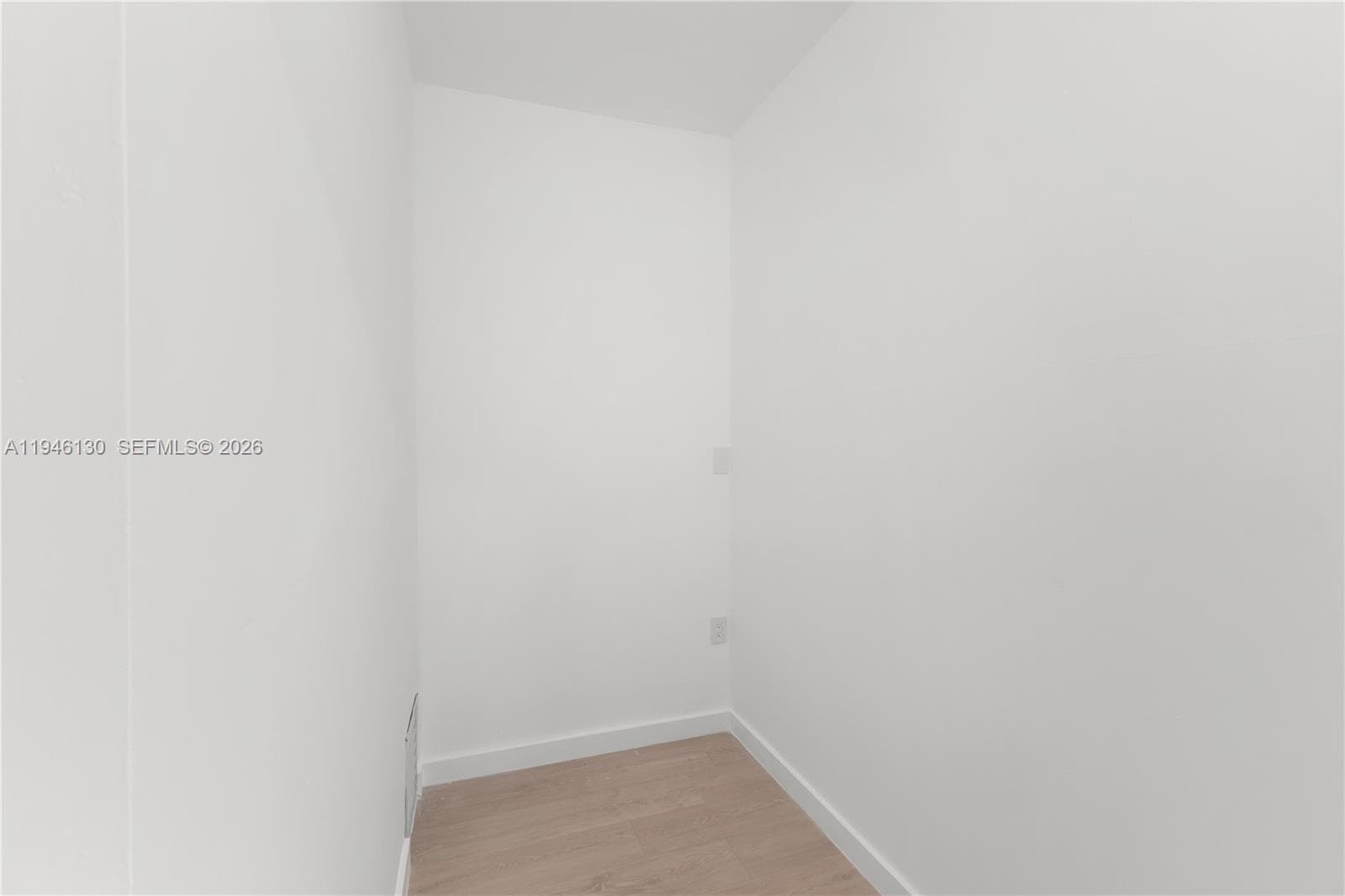 PALM BAY CONDOMINIUM · #1G & 1H in Miami - Photo 22