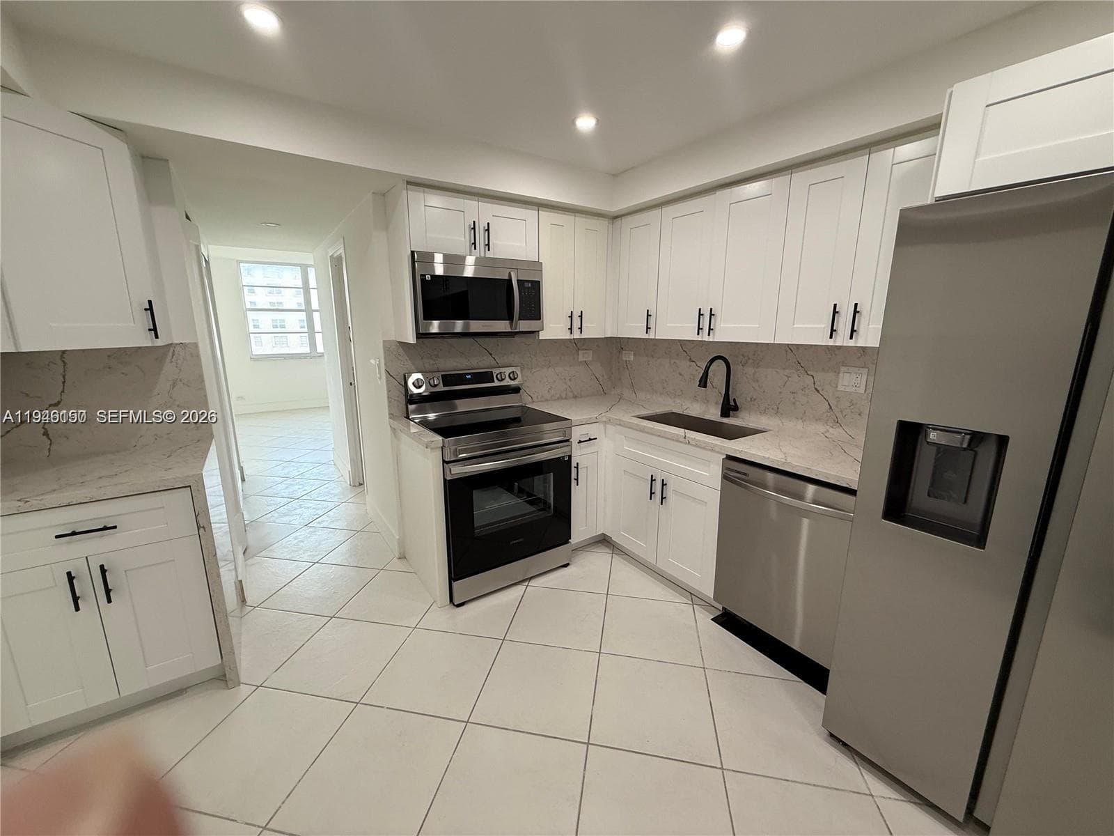 WINSTON TOWERS 200 · #2012 in Sunny Isles Beach - Photo 4