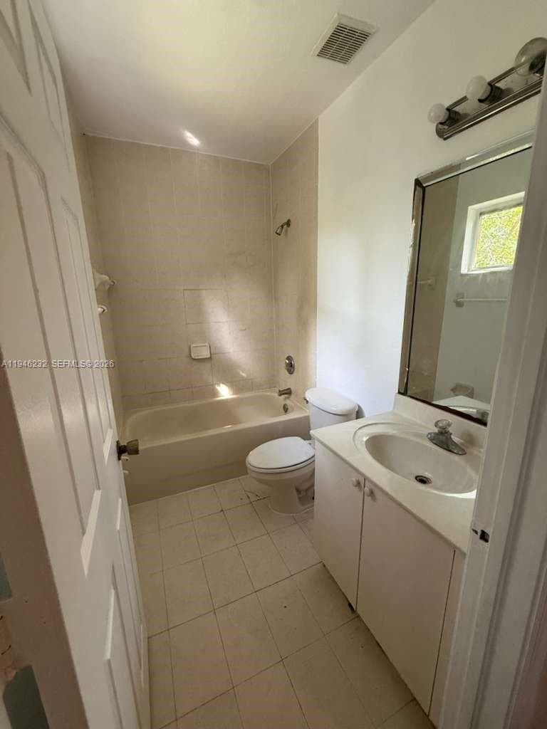 820 SW 6TH CT photo 17