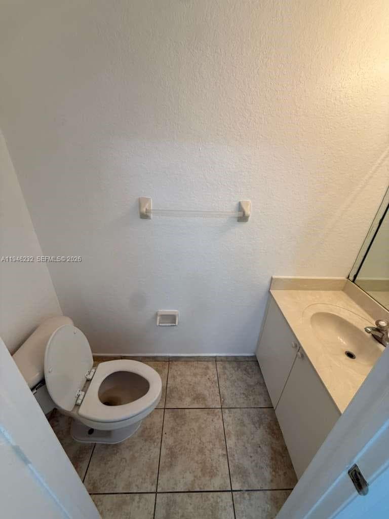 820 SW 6TH CT photo 11