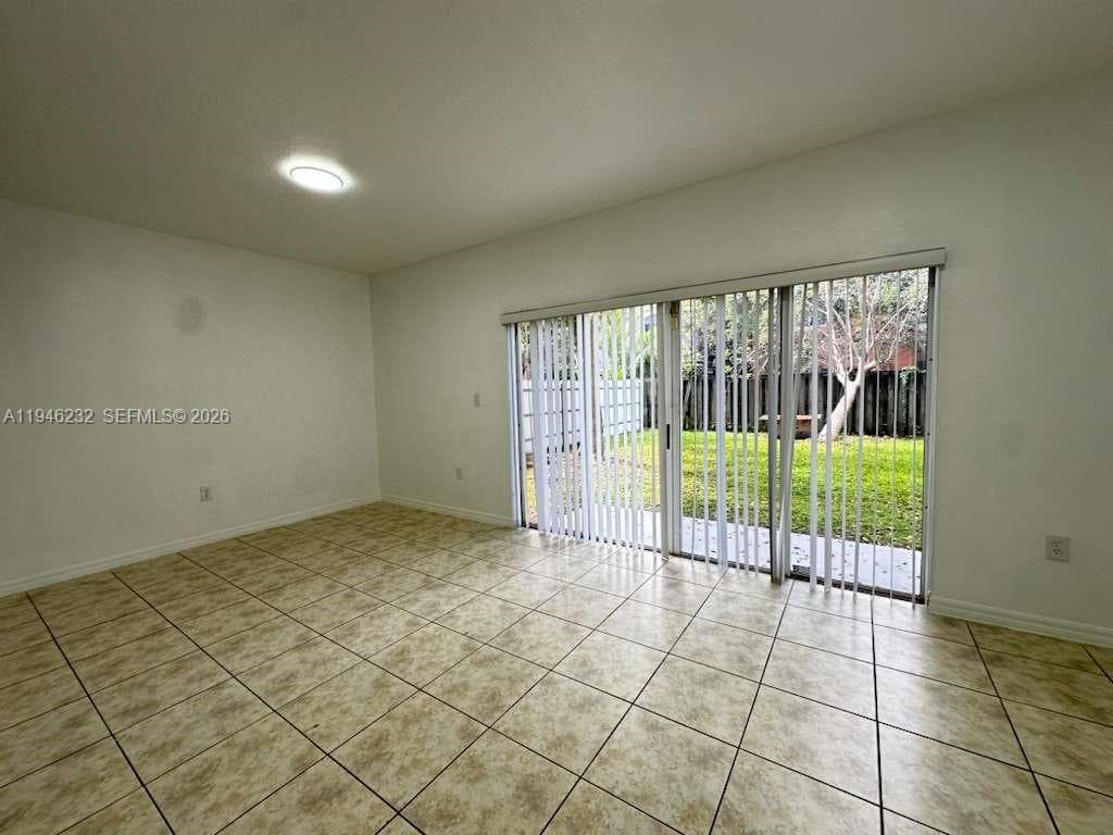 820 SW 6TH CT photo 8