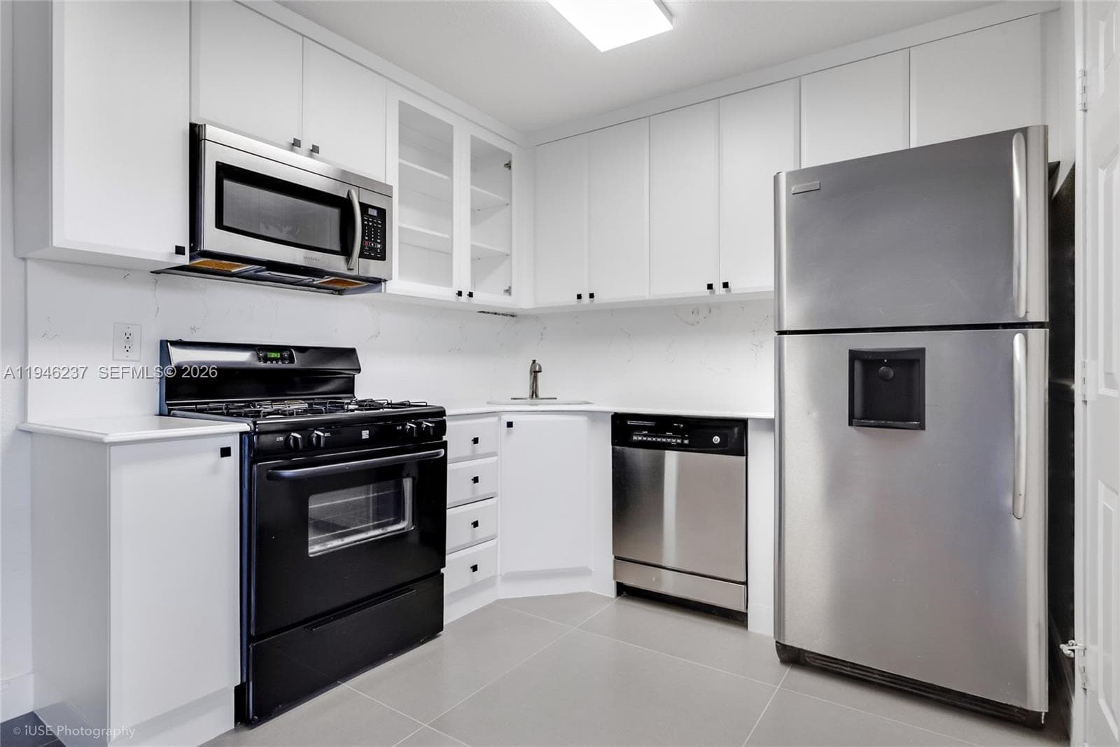 VIRGINIA POINTE CONDO · #26 in Miami - Photo 3
