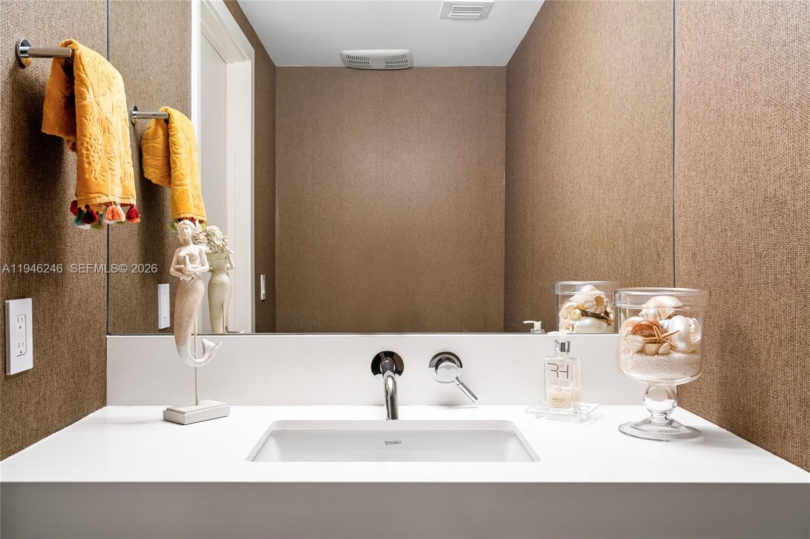 SAYAN · #1501 in Sunny Isles Beach - Photo 9