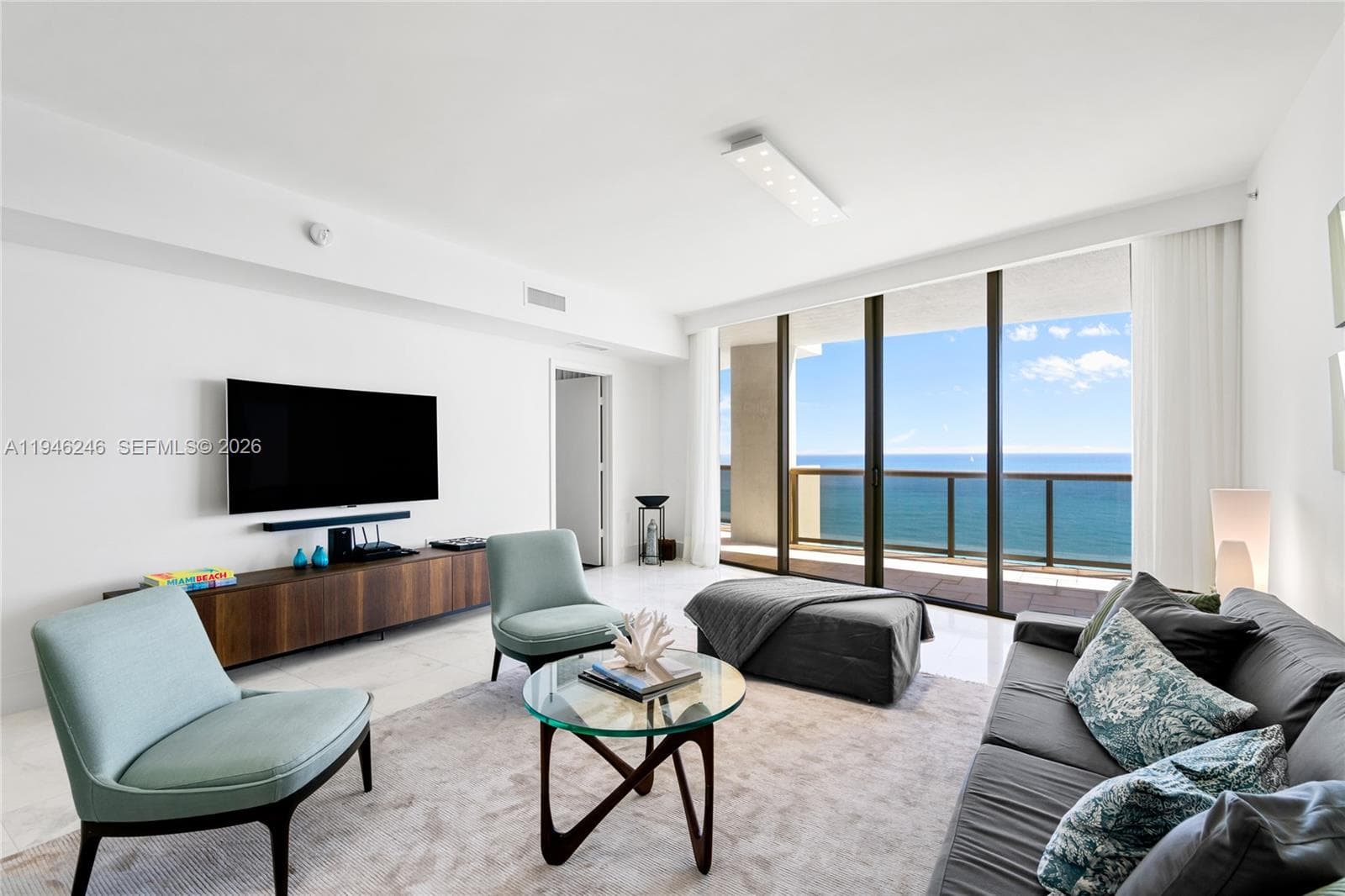 SAYAN · #1501 in Sunny Isles Beach - Photo 10