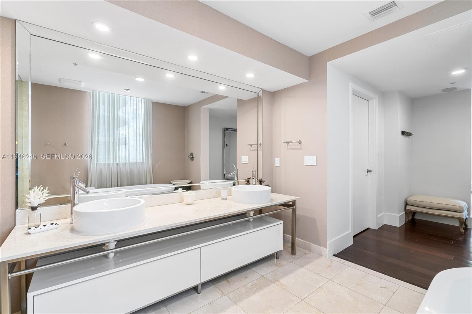 SAYAN · #1501 in Sunny Isles Beach - Photo 18