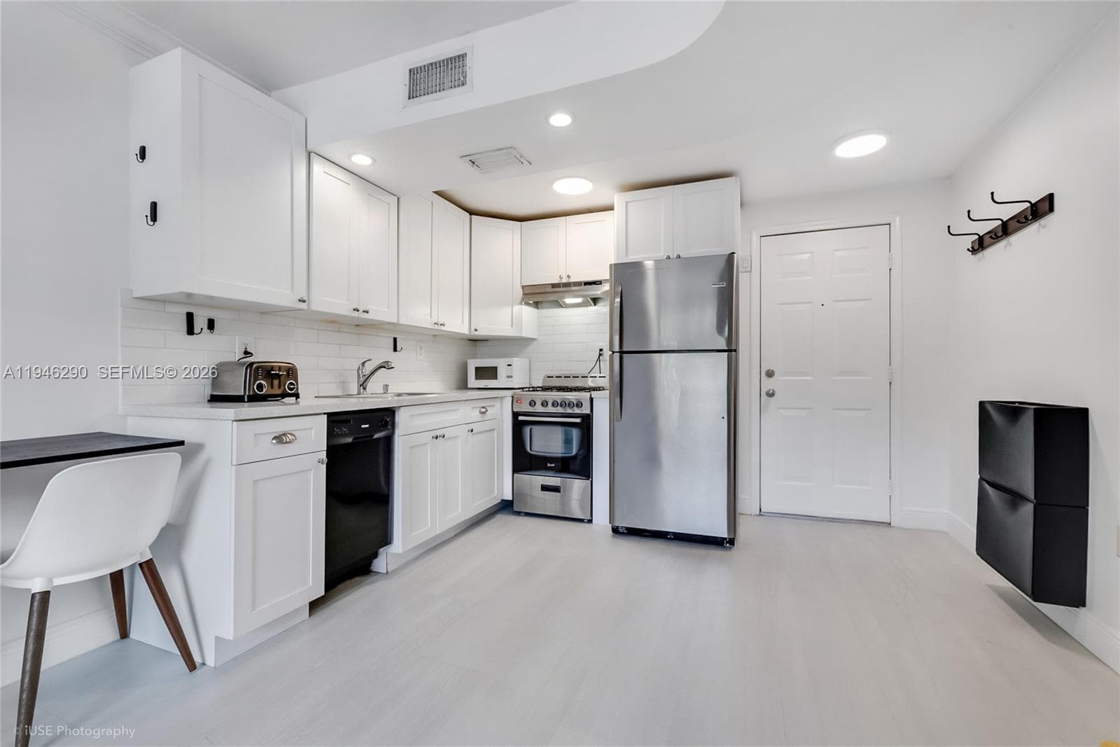VIRGINIA POINTE CONDO · #43 in Miami - Photo 2