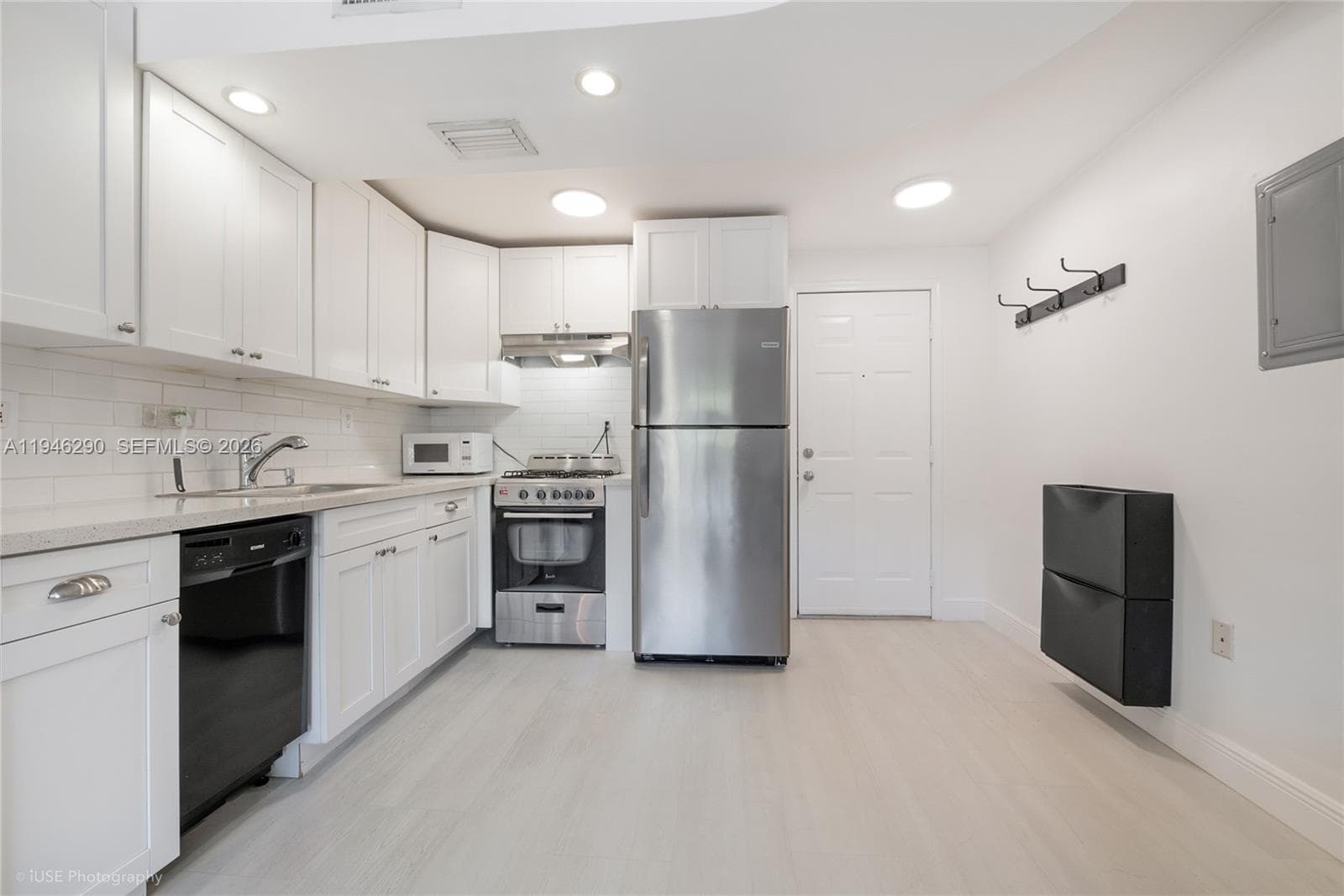 VIRGINIA POINTE CONDO · #43 in Miami - Photo 6