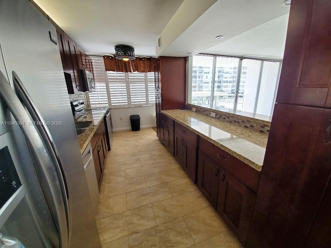DEL PRADO MARINA · #301 in Aventura - Photo 3