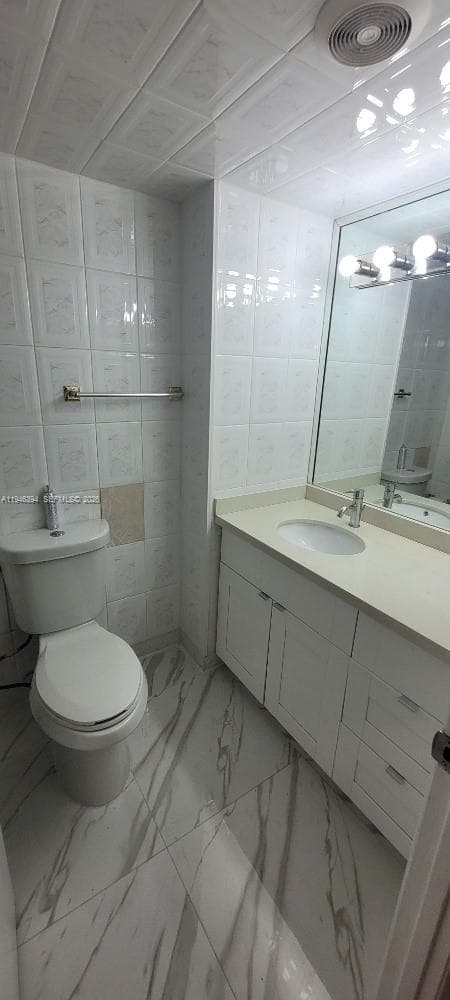 DEL PRADO MARINA · #301 in Aventura - Photo 14
