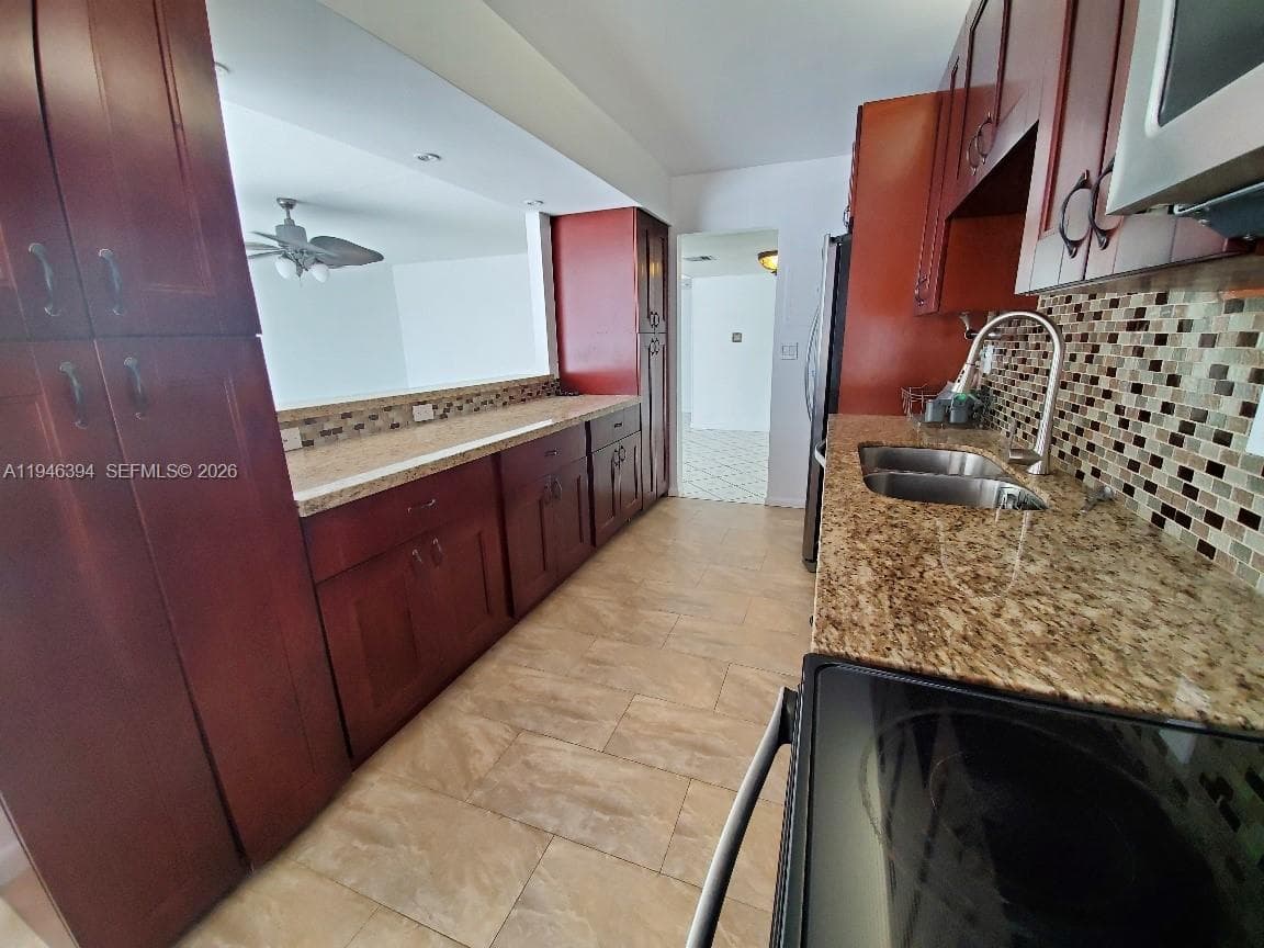 DEL PRADO MARINA · #301 in Aventura - Photo 4