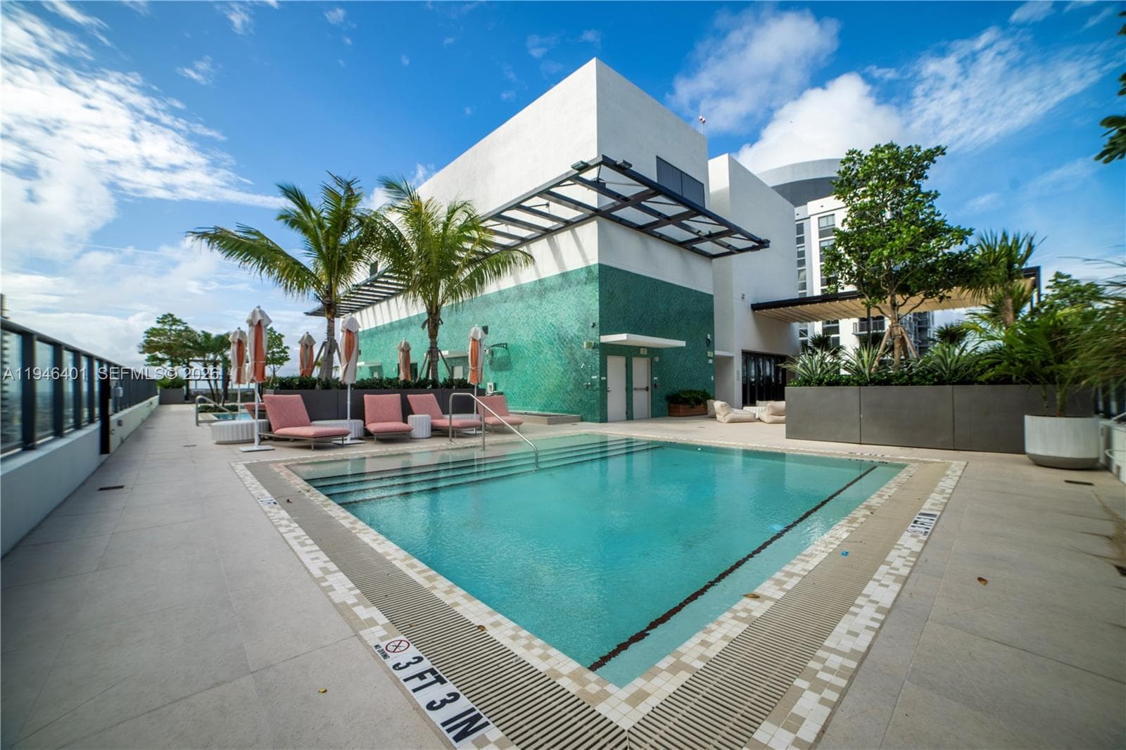 Crosby Miami World Center · #1908 in Miami - Photo 13